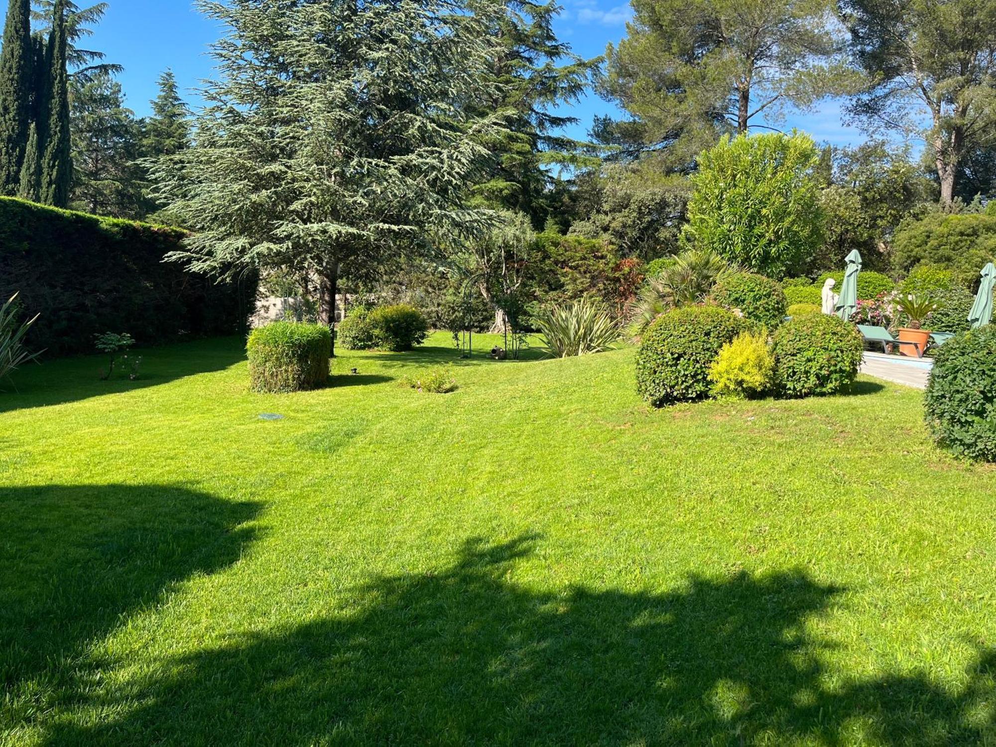 Le Clos Serein Le Beausset Exterior photo